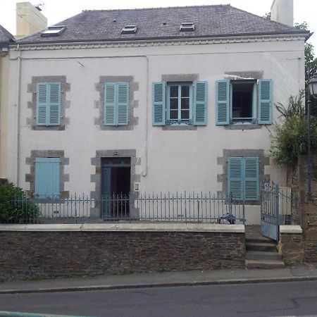 Studio 2 Proche Du Port Cancale Exteriör bild